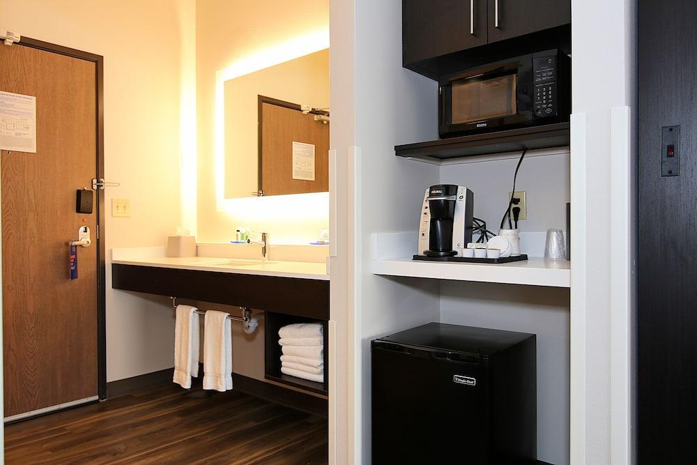Holiday Inn Express Hotel & Suites Ashland By Ihg Exteriör bild