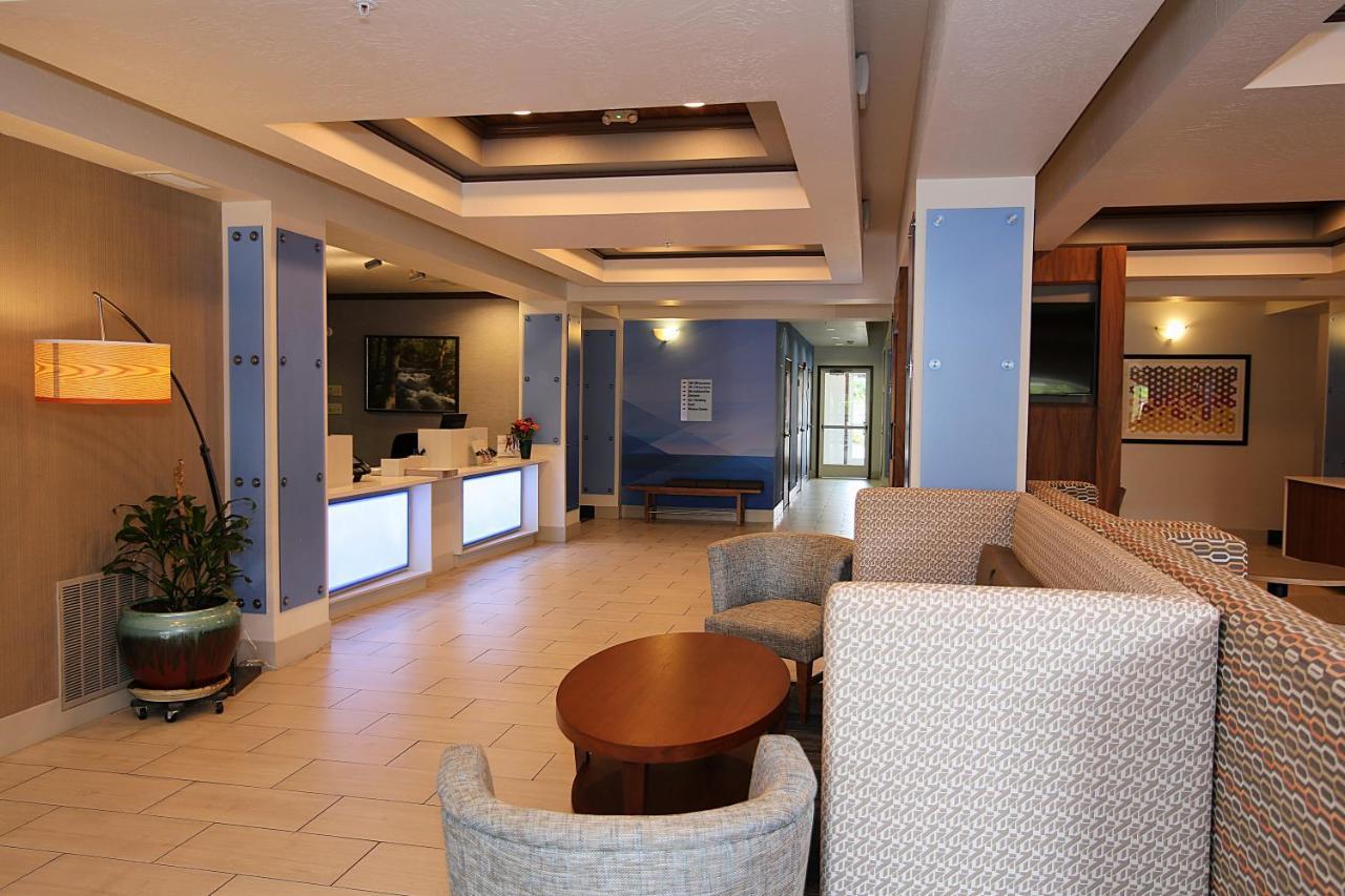 Holiday Inn Express Hotel & Suites Ashland By Ihg Exteriör bild